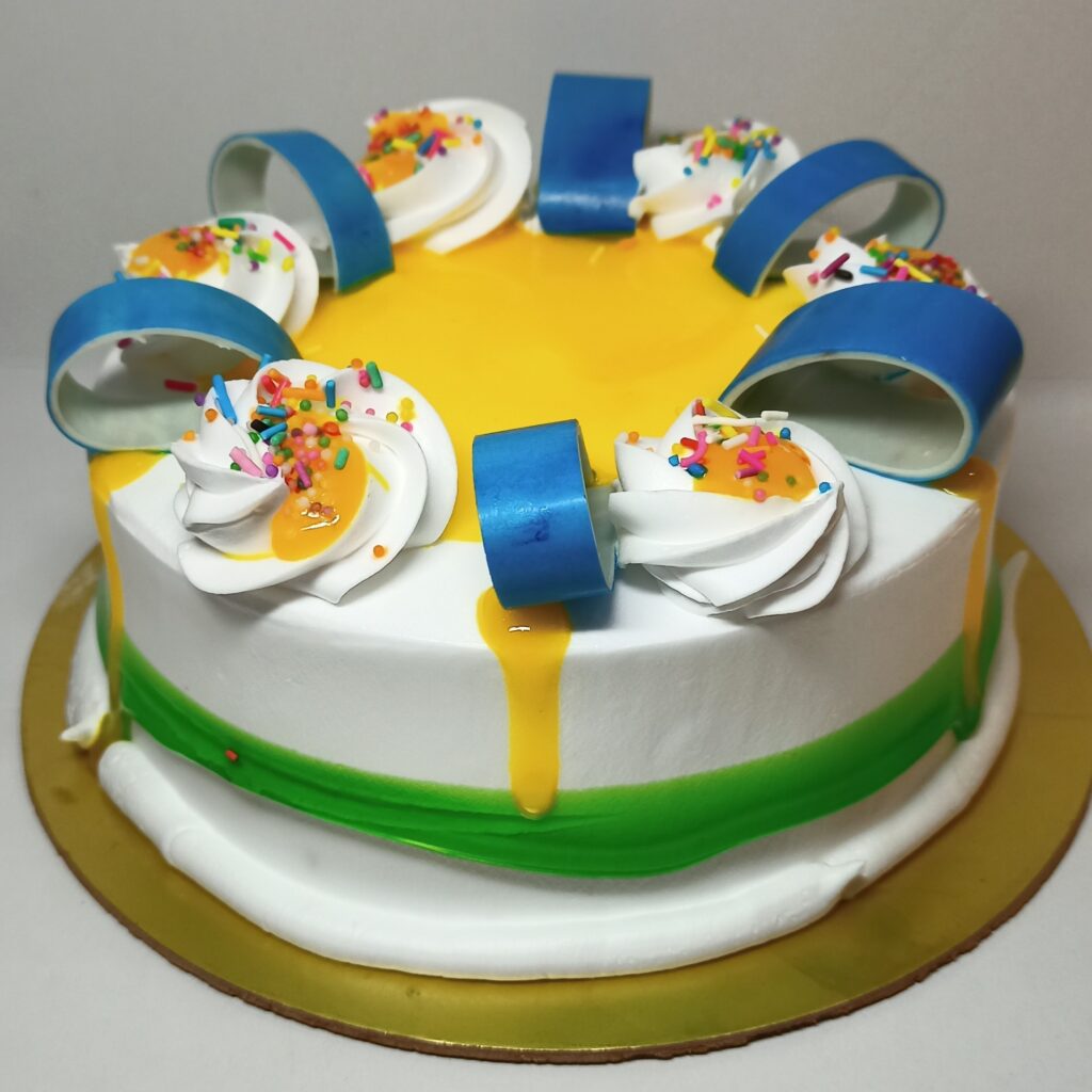 Order Pineapple with Kiwi Cake online in Vasai, Nsp & Virar Your Cake